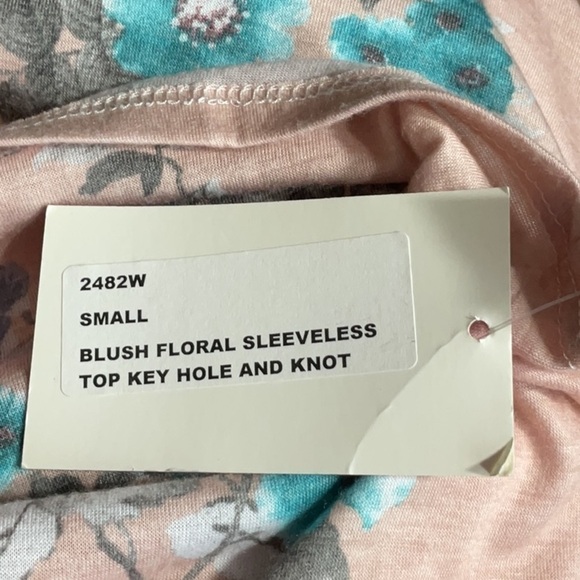 ALWAYS Anna Blush Floral Sleeveless Top - Picture 6 of 7